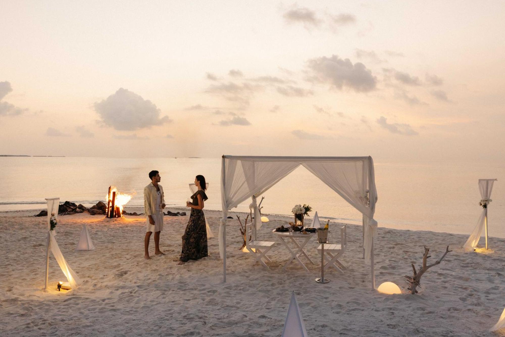 The Standard, Huruvalhi Maldives (Adults Only) Meedhoo  Ngoại thất bức ảnh
